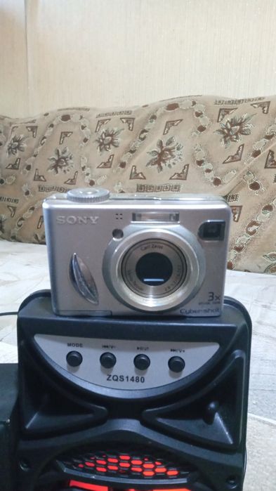 Фотоаппарат SONY  оригинал.