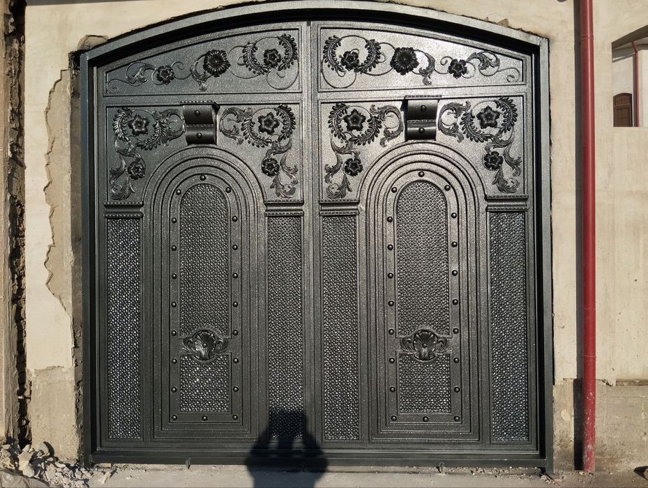 Darvozalar sifatiga javob kvadrat metr 600 ming