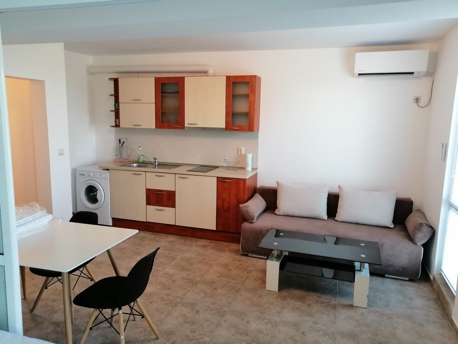 Дава се под наем Двустаен апартамент в Несебър - 55 кв.м за 265.2 € - Снимка #3