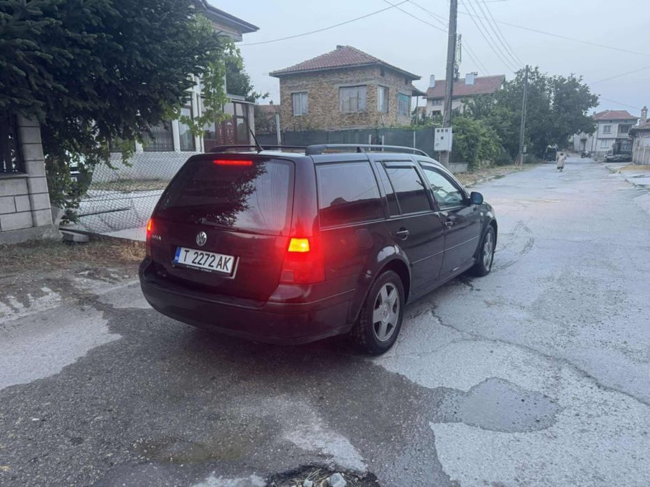 Продавам Фолцваген бора