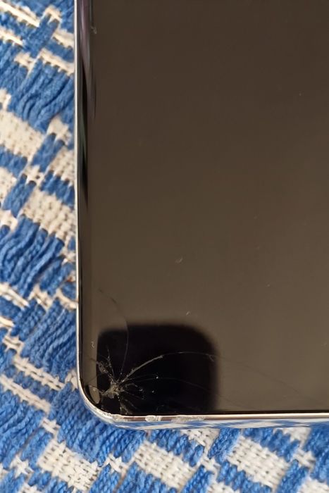 Google Pixel 7 Pro (128GB, Alb) - Defect ecran / Pentru piese sau utilizare ca atare