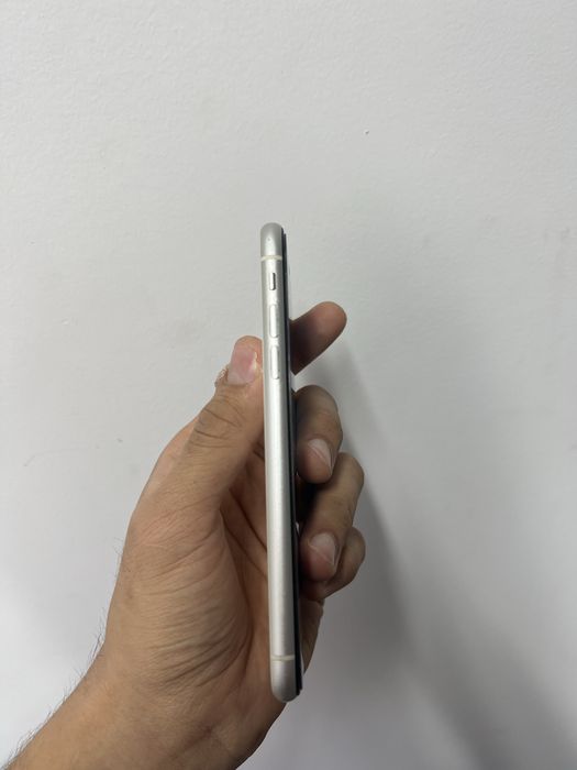Продам iphone 11 128gb 100%