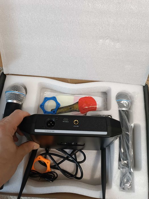 Продам радио микрофон новый