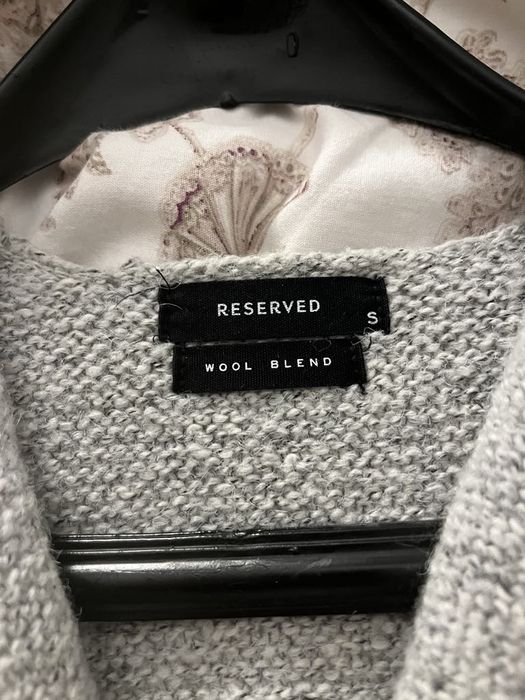 Дамска плетена жилетка на RESERVED