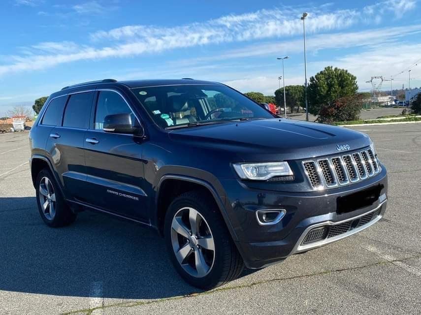 Продавам Jeep Grand Cherokee WK2 на части