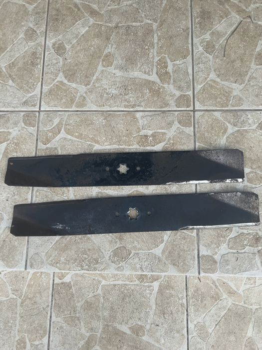 Cutite tractoras tuns iarba MTD