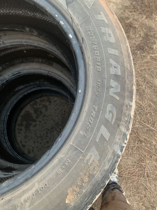 Продам летние шины на 18