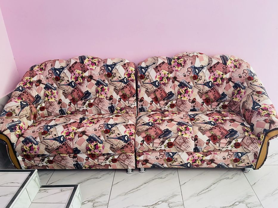 Диваны разные в офис