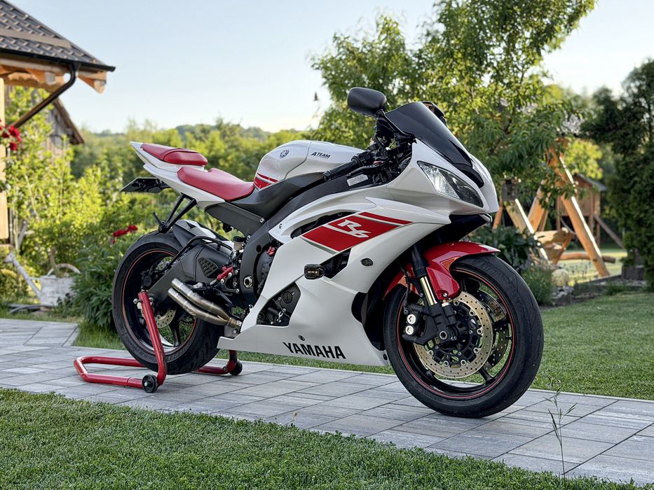 Yamaha R6 RJ 15