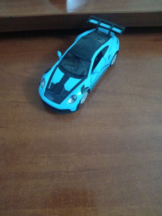 Игрушка porshe 911