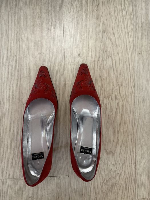 Туфли классика красные