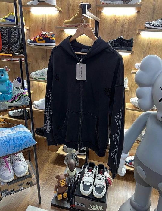 суитчър Balenciaga Moon Paris Black