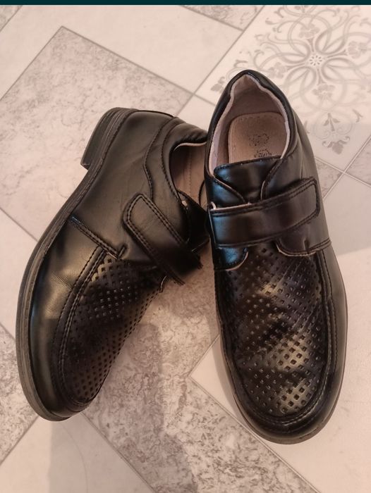 Школьные туфли   кожа