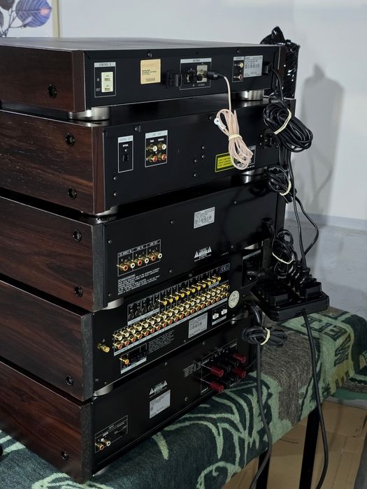 Linie audio SONY ,deck TC-K970ES, cd-player CDP-X555ES, amplificator