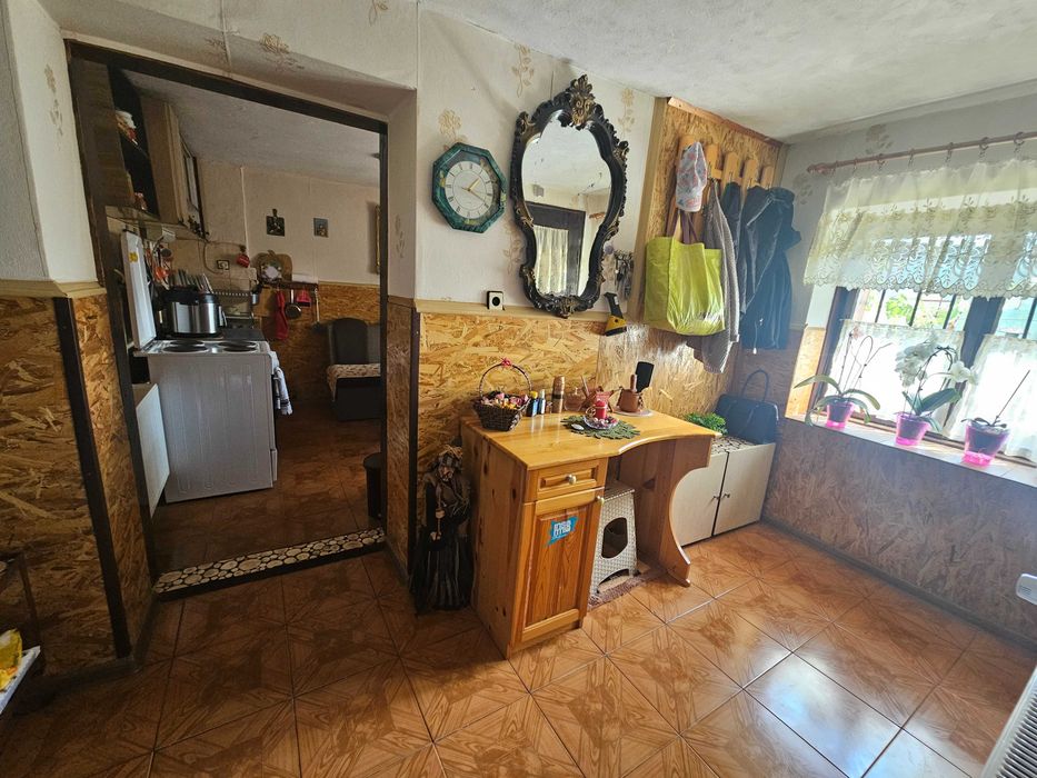 Продава се Къща в Радомир - 70 кв.м за 3143 €/кв.м - Снимка #15