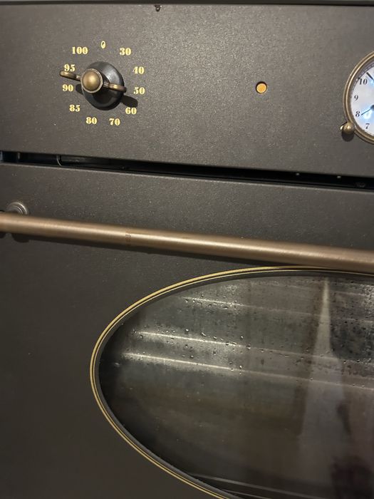 Cuptor cu aburi SMEG