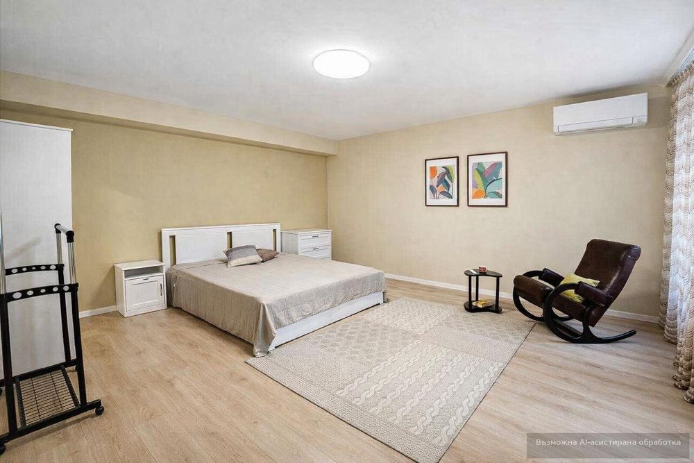 Дава се под наем Тристаен апартамент в Варна, Общината - 120 кв.м за 900 € - Снимка #3