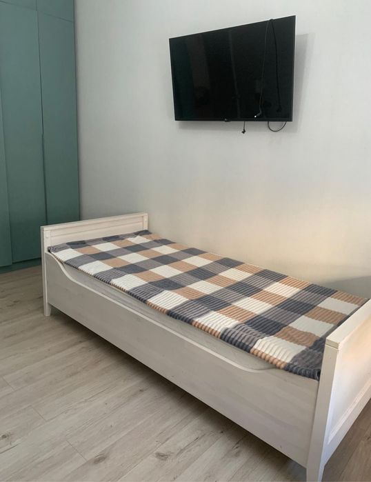 Кровать односпальная