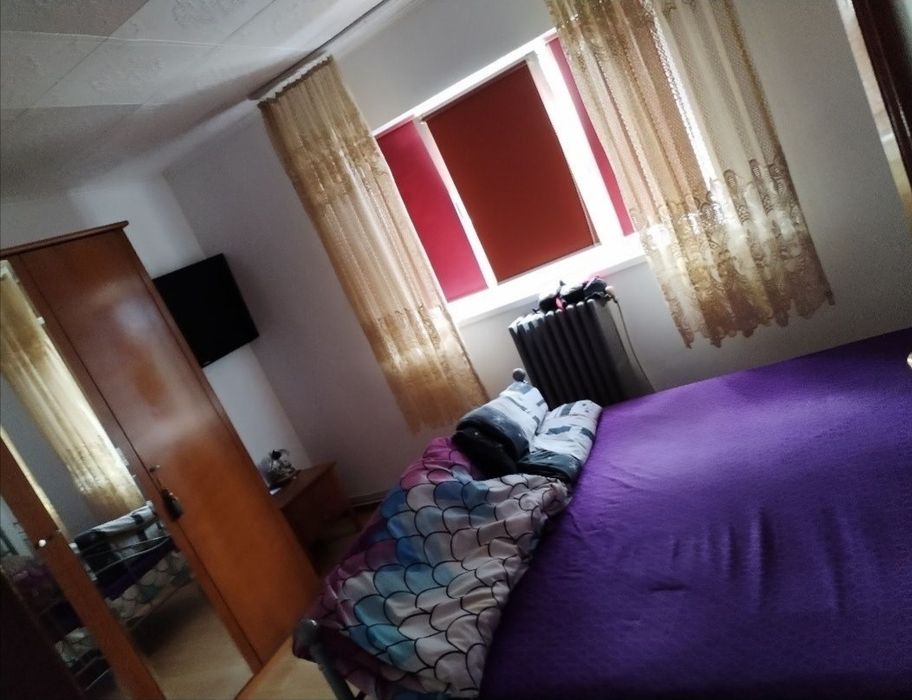 Proprietar Vand apartament 2 camere ,fara comision