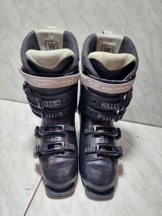 Clapari ski schi Salomon mondo 25,5 corespunde mărimii 39-39,5