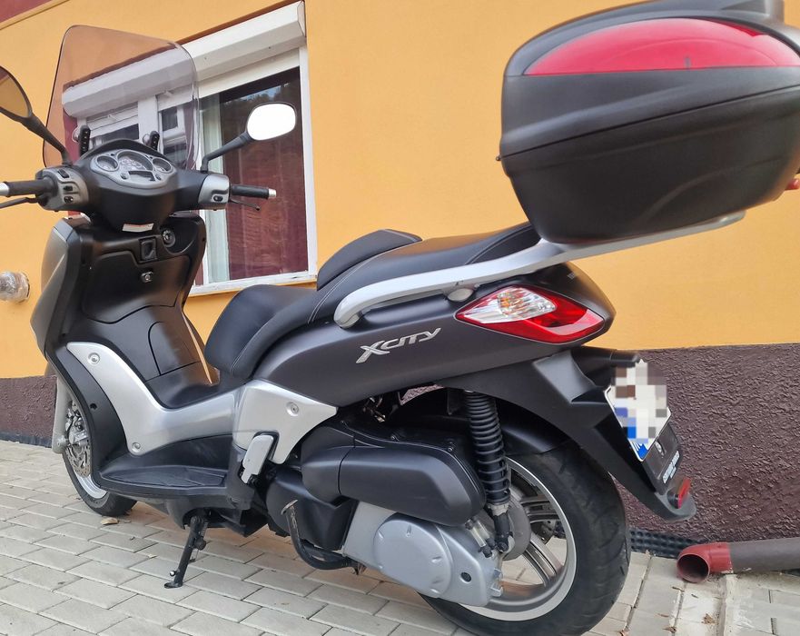 Yamaha X- city 250 – 2016 – 8.200 km – Stare excelentă
