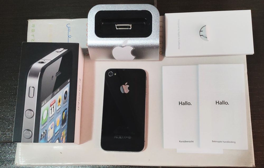 Колекционерски iPhone 4 - КАТО НОВ. (Оригинална алуминиева док станция * ПЪЛЕН КОМПЛЕКТ  Apple, Lifetime: 7h)