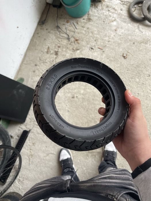 Cauciuc plin trotineta electrica