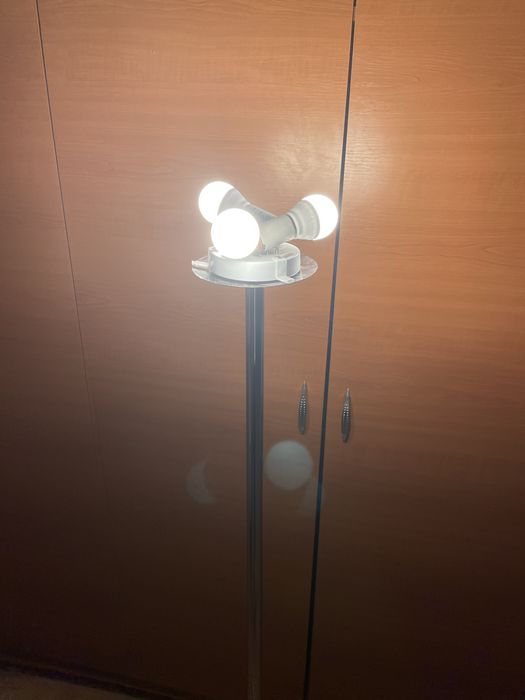 Lampadar perfect functional