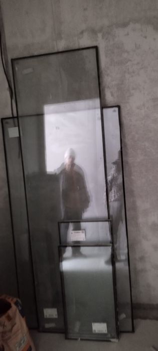 Продам пластиковые двери и окна