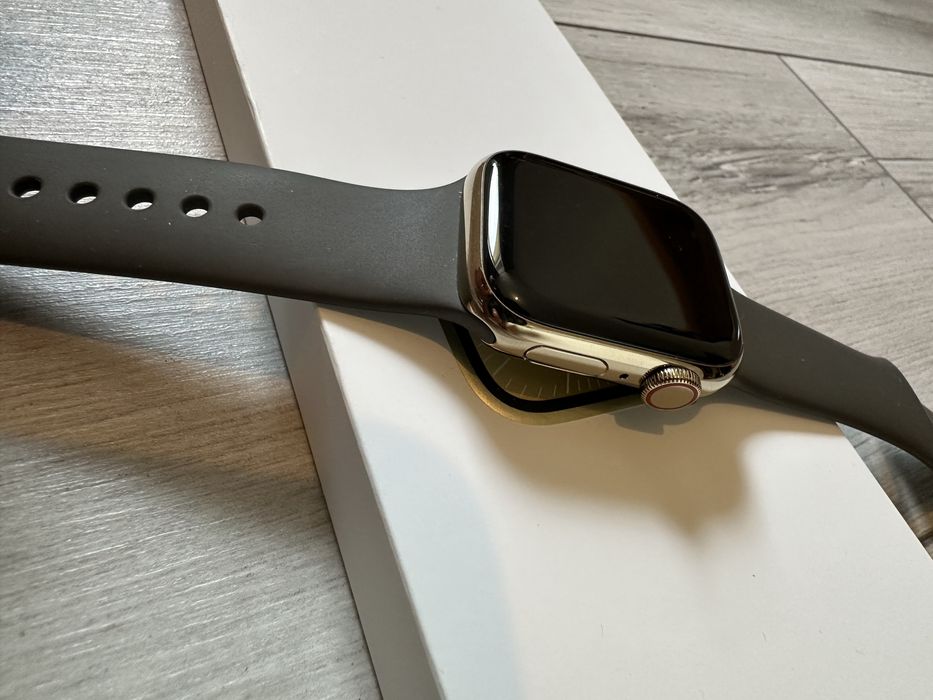 Apple Watch series 9 stainless steel gold gps+cellular 41mm  baterie 88%