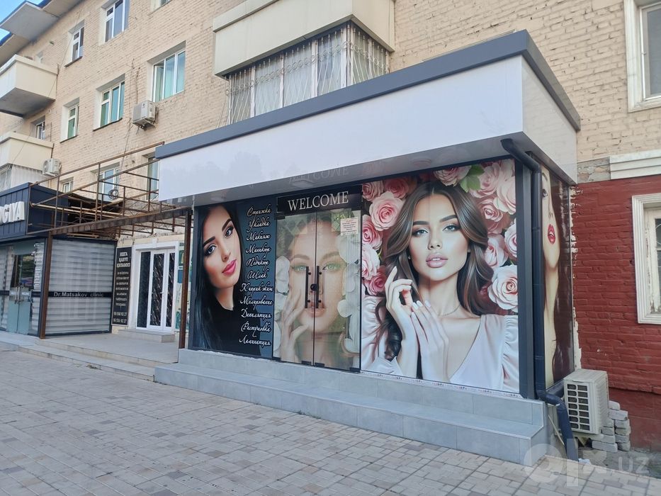 Sotiladi Salon tayyor ijarachisi bilan