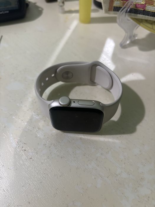 Apple Watch SE 2 Gen