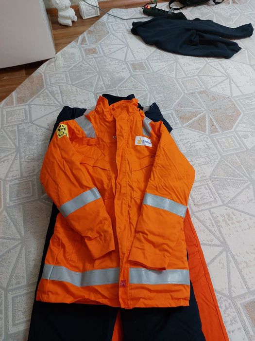 Продаётся спецодежды