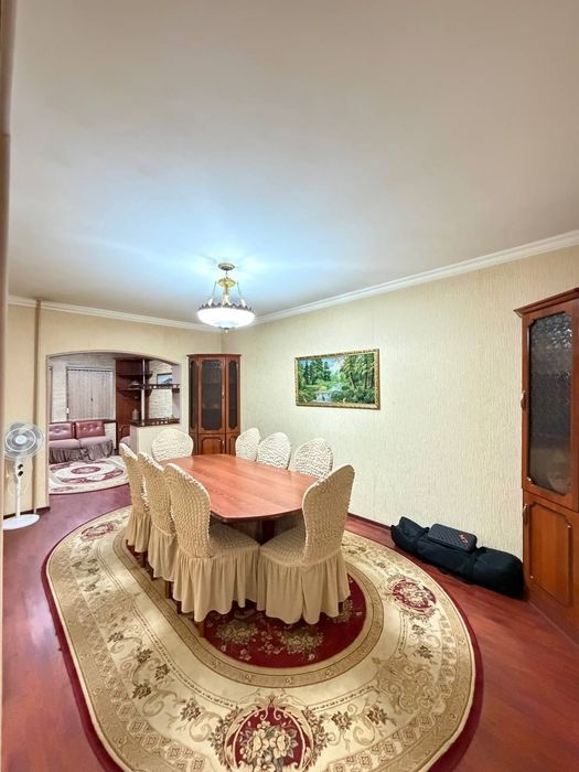 Продаётся квартира Юнусабад 9кв 3*4/1/9