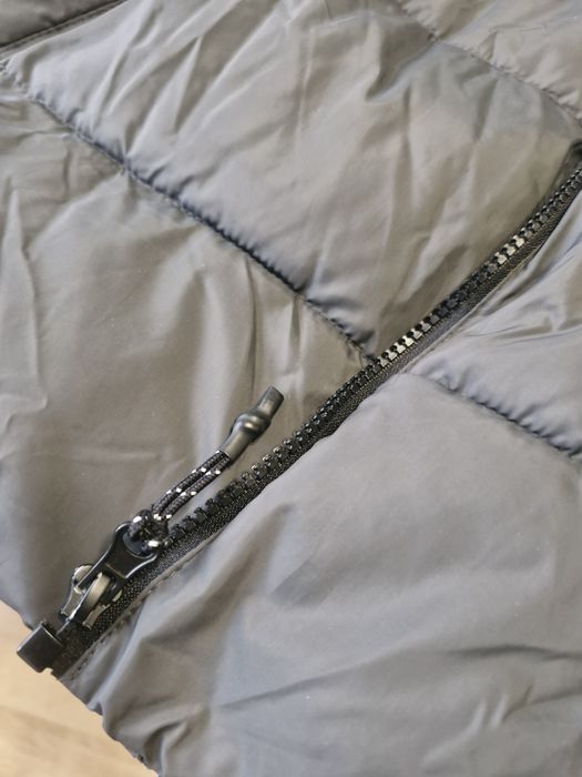 Зимно яке Mango 164р и коледен пуловер N&M 164р