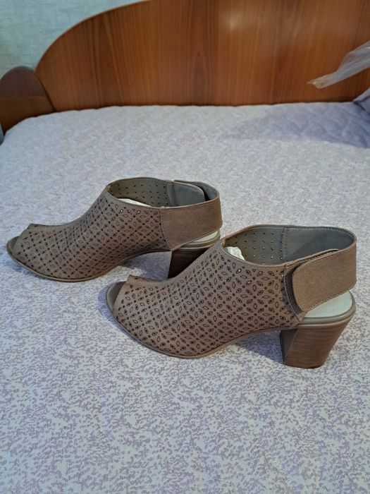 Дамски обувки естествена кожа