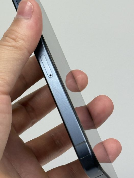 Продам iPhone 15 Pro Max 256 ГБ