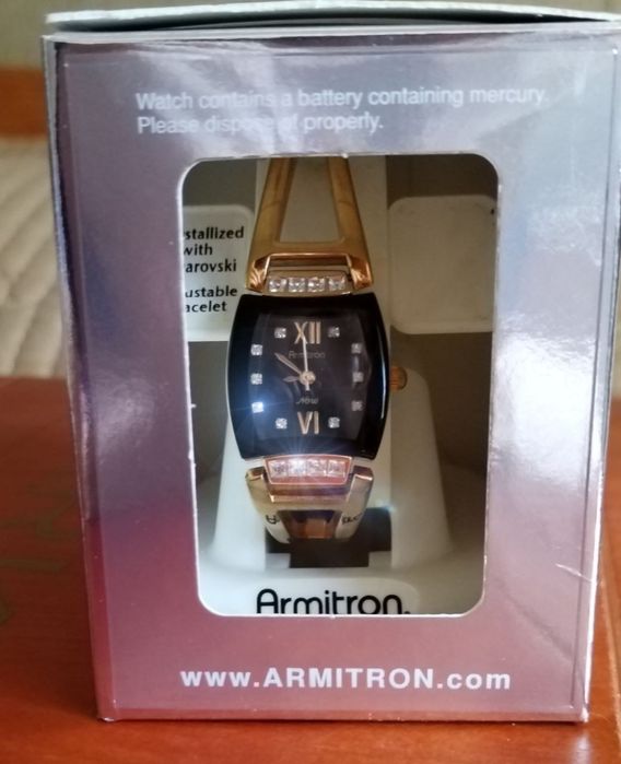 Позолоченные часы. США