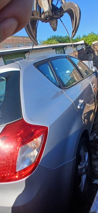 Kia seed 1 .6 crdi 2010