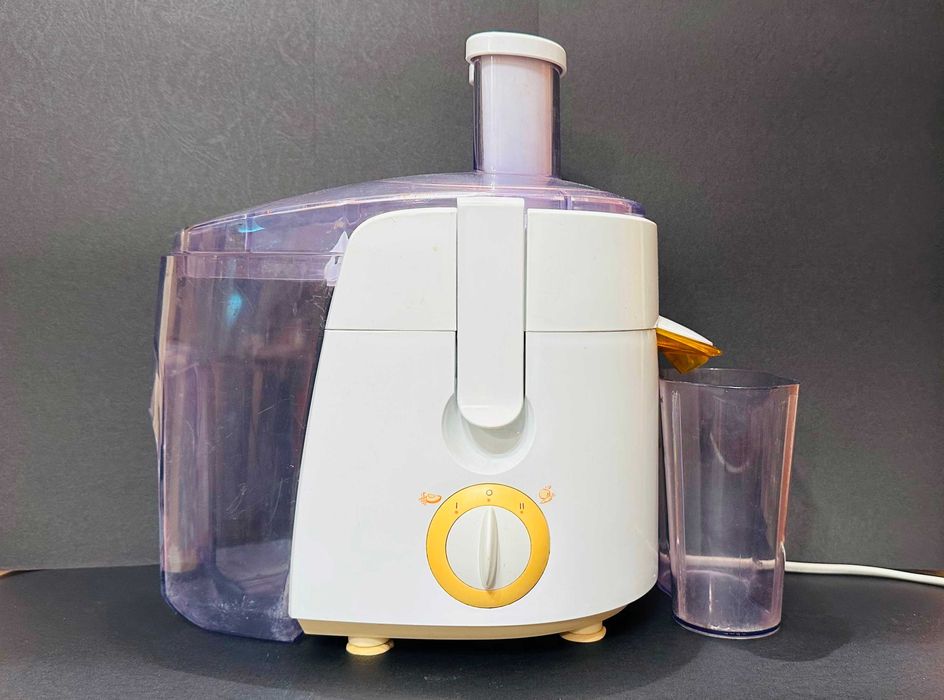 Много запазена и малко използвана сокоизтисквачка Philips HR1851, 500W