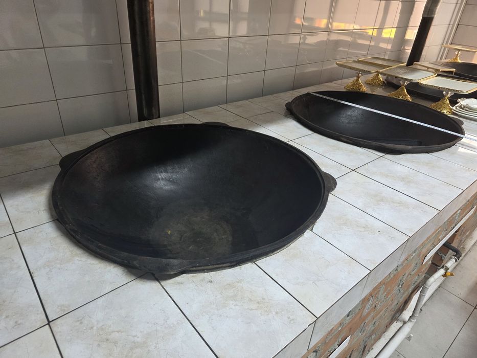 Чугунный казан с горелкой