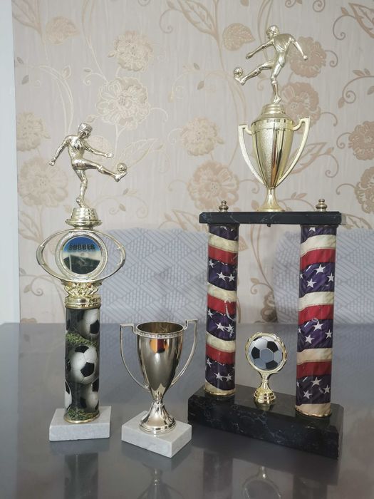 Футбольные кубки
