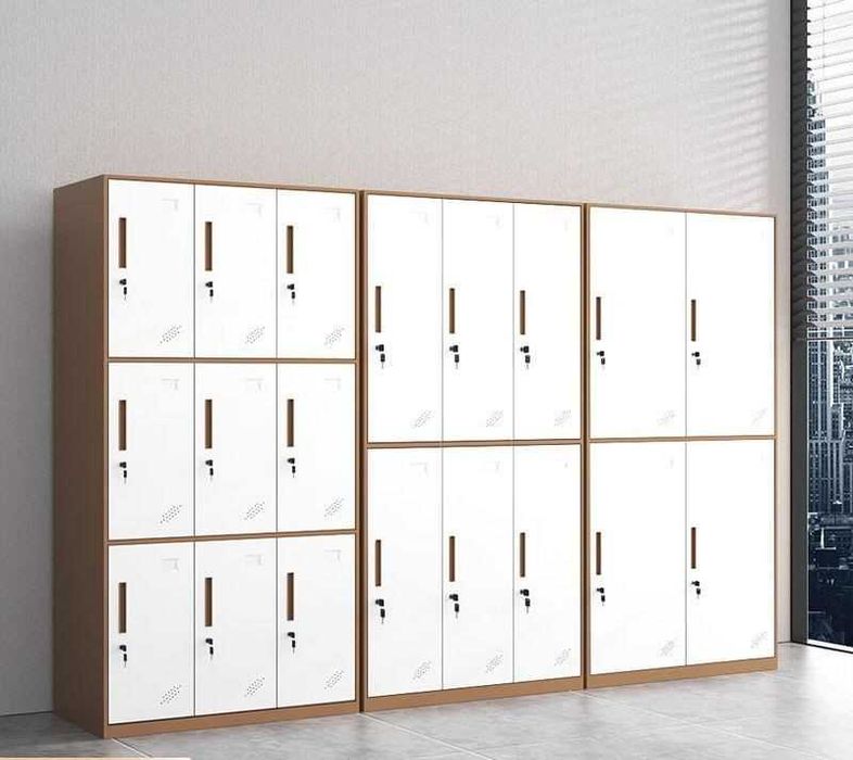 Шкаф металлический гардеробный для рабочих прочный с ключом в наличии