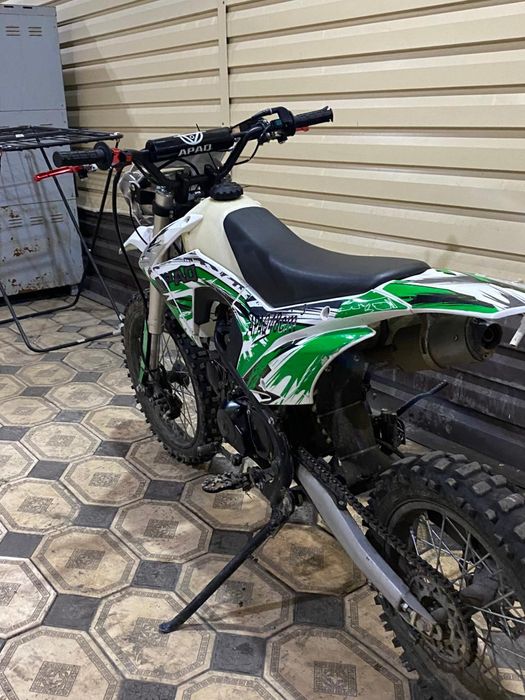 Питбайк 125 кубов на обкатке