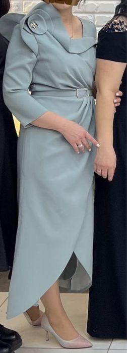 Вечерние нарядные платья