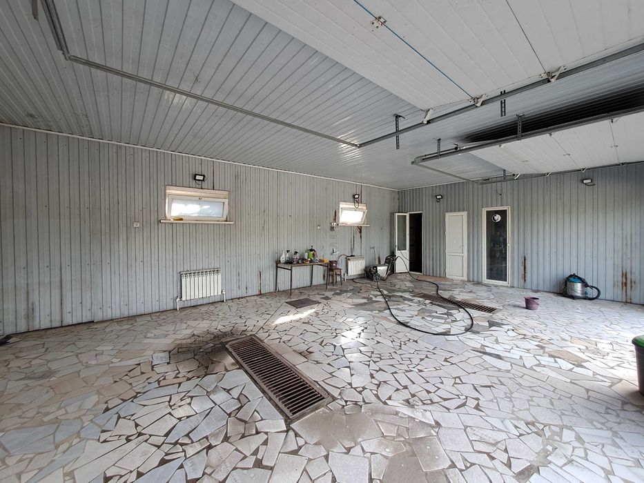 Продам автомойку+шиномонтаж в г.Тобыл