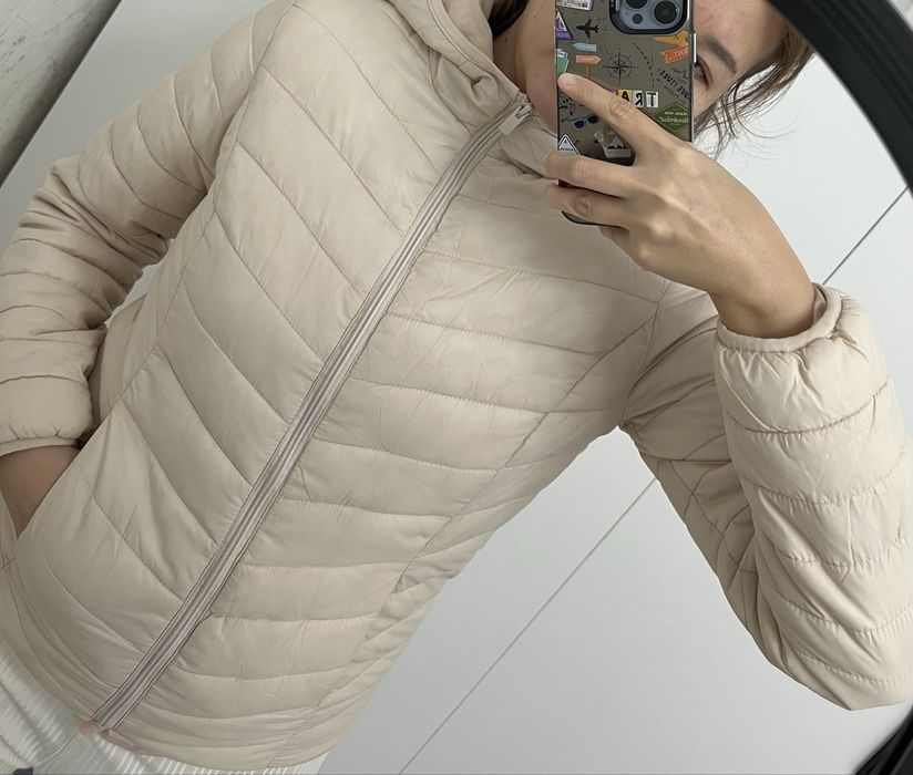 Женская куртка.