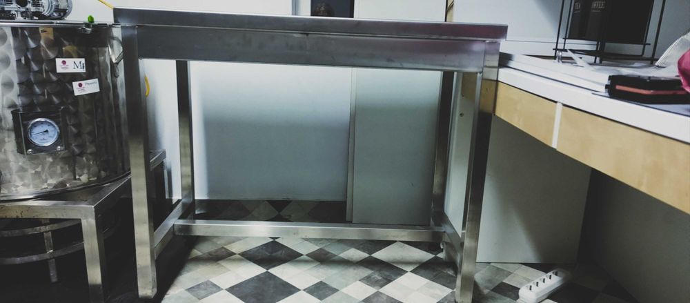 Masă de lucru inox nouă