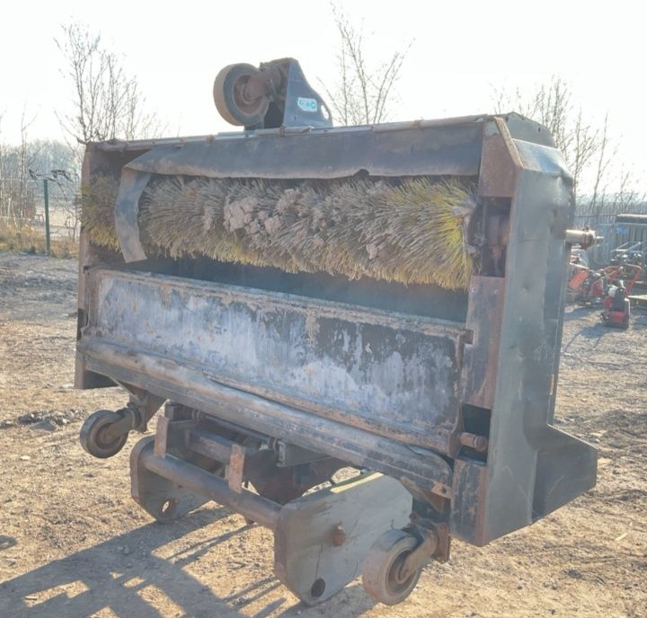 Maturatoare Caterpillar BP24 buldoexcavator telescopic alt utilaj