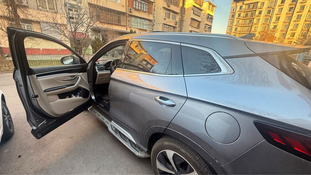 BYD song plus 2 Позиция